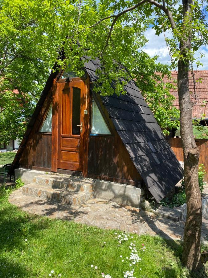 Sziklakert - Eletorom Vendeghaz Rimetea Luaran gambar